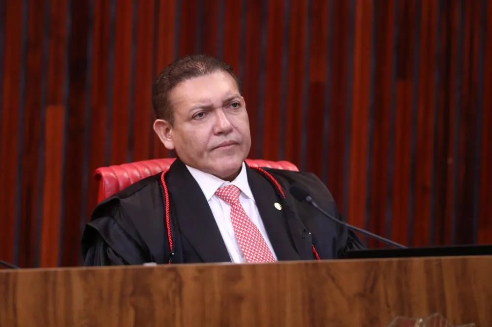 TSE discute restringir uso de vídeo e áudio em questionários de pesquisas eleitorais