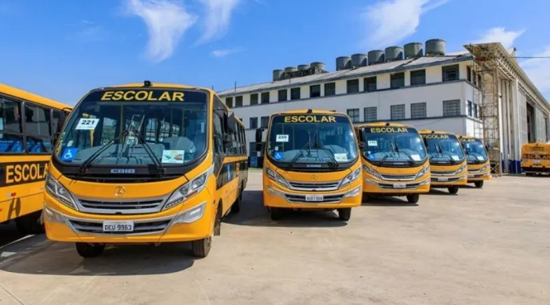 Apenas metade dos municípios responde TCE sobre qualidade do transporte escolar