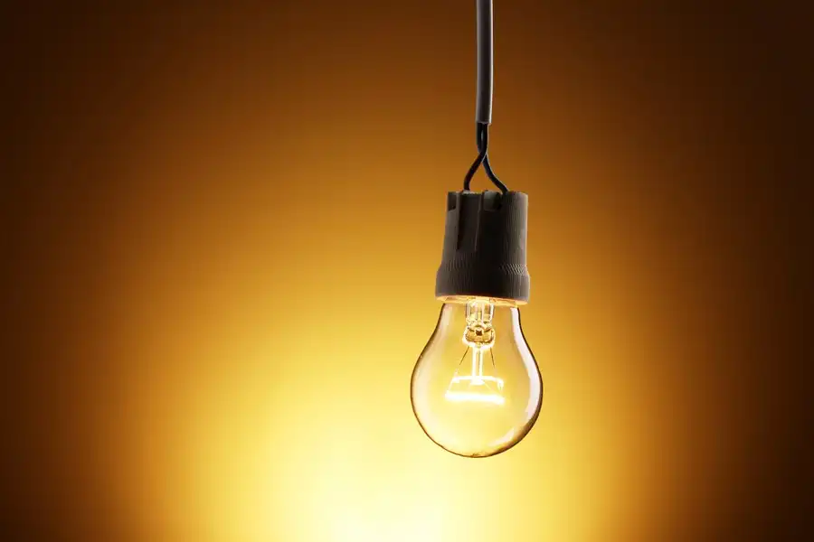 Aneel mantém bandeira amarela na conta de luz pelo 3º mês consecutivo