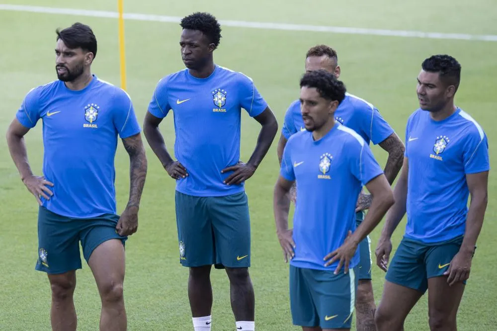 Brasil, enfim com time definido, põe formação à prova no mata-mata da Copa