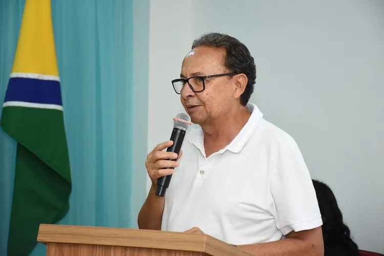 TCE/PI absolve prefeito Ednei Amorim de acusações e arquiva processo