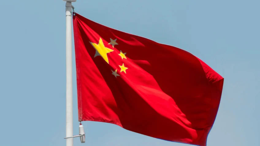 China condena político à morte por receber propinas de R$ 1,7 bi