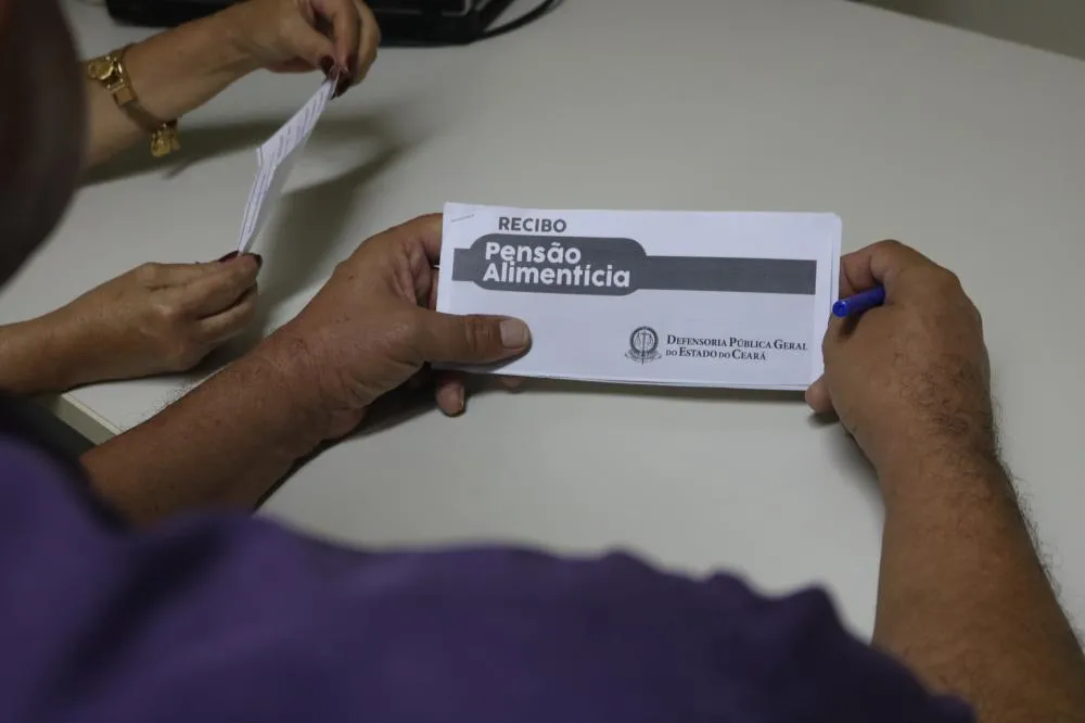 Senado aprova projeto que determina pagamento automático de pensão alimentícia
