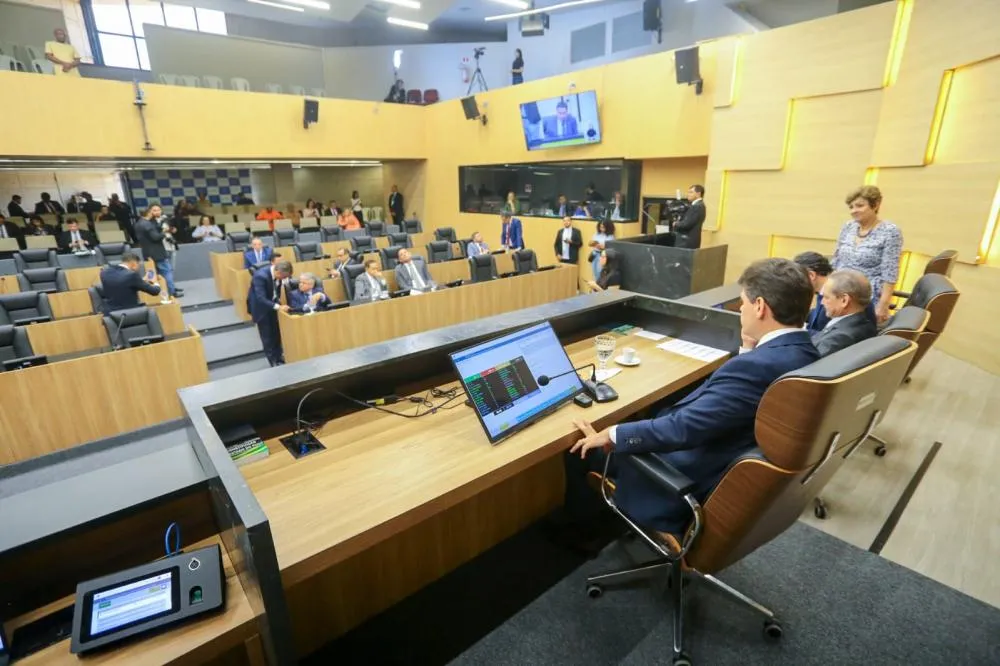 Alepi aprova projeto que proíbe venda de ultraprocessados em escolas do Piauí