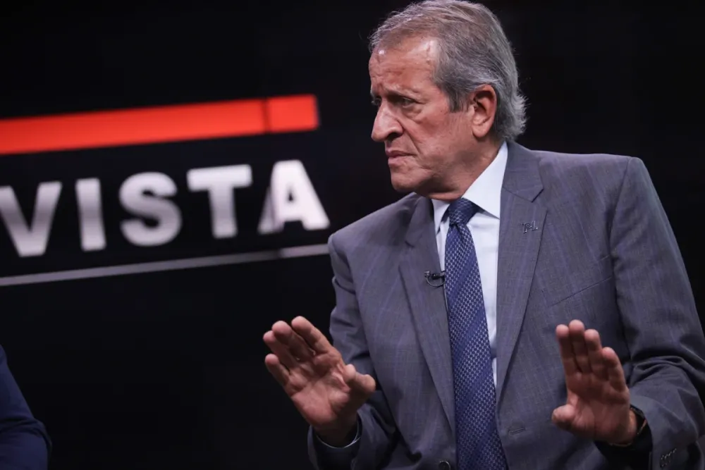 Dino manda bloquear R$ 119 milhões de Valdemar por esquema em emendas