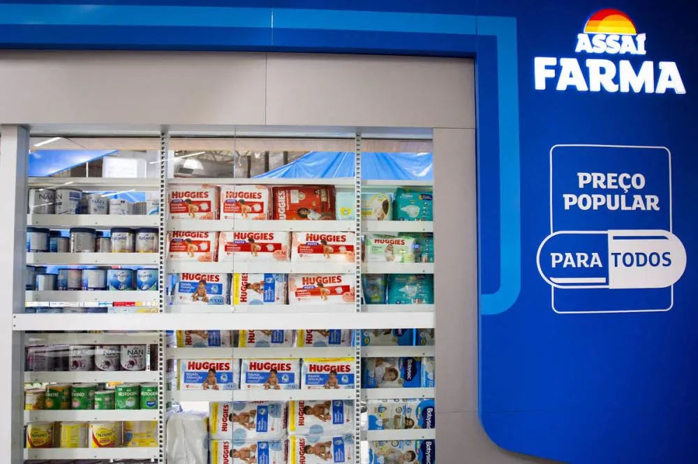 Supermercados estreiam na venda de medicamentos e acirram briga com farmácias