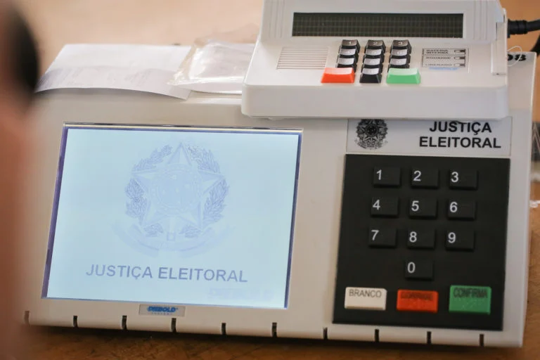 Convenções partidárias começam nesta segunda-feira e seguem até 5 de agosto