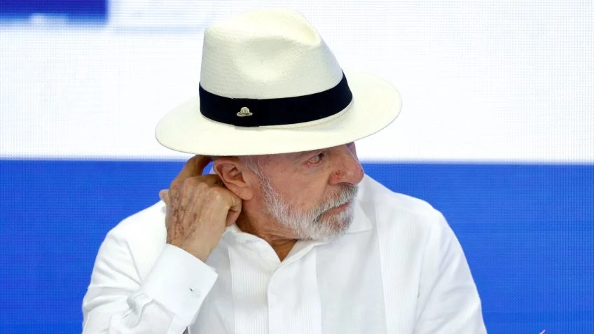Lula chama Eduardo Bolsonaro de “filho do satanás”