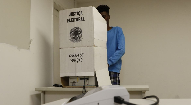 Ainda dá tempo de tirar o título de eleitor? Veja quem poderá votar nas eleições