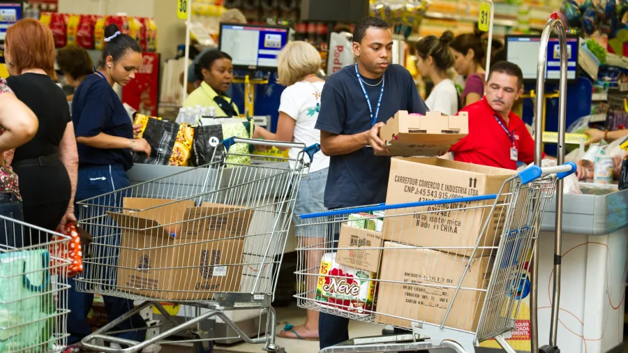 Governo promete conter sonegação usando cobrança que pode asfixiar empresas
