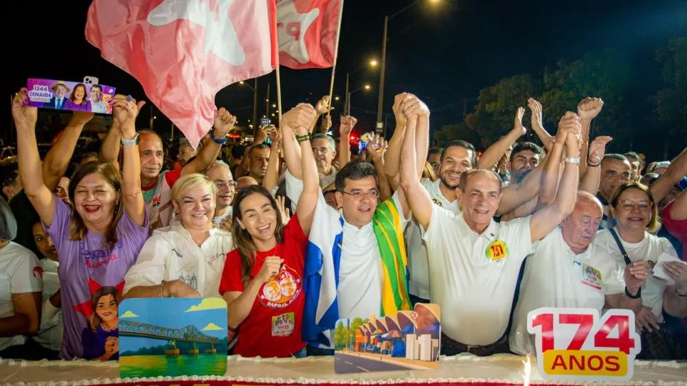 Rafael Fonteles e aliados iniciam a campanha com 'adesivaço' em Teresina