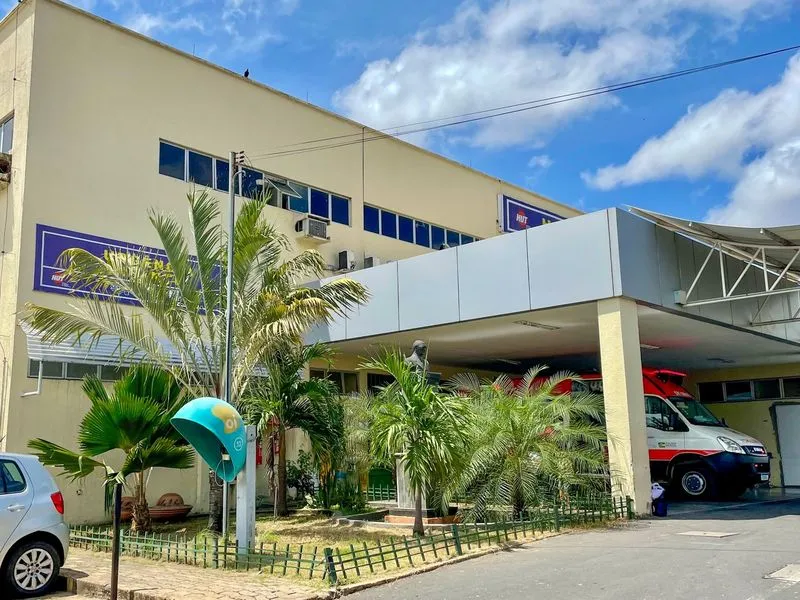 Golpista se passa por diretor do HUT e tenta cobrar R$ 1,6 mil de familiares de pacientes