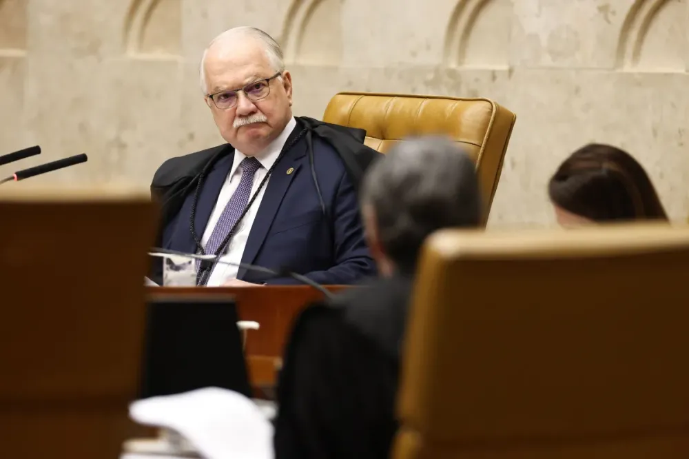 Fachin vai comandar processos sobre futuro de dois colegas de STF