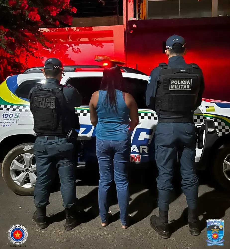 Mulher é presa após esfaquear companheira do ex-padrasto em São Raimundo Nonato