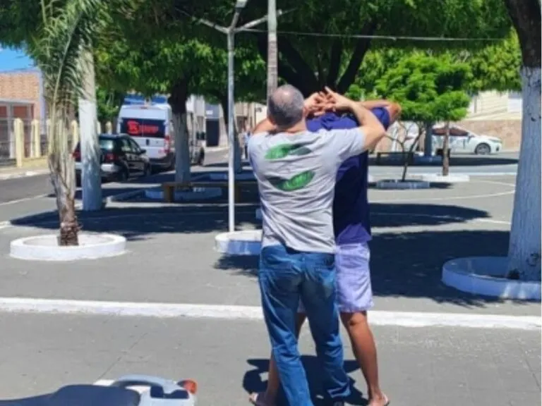 Suspeito de ameaçar expor foto íntima por dinheiro é preso em São Raimundo Nonato