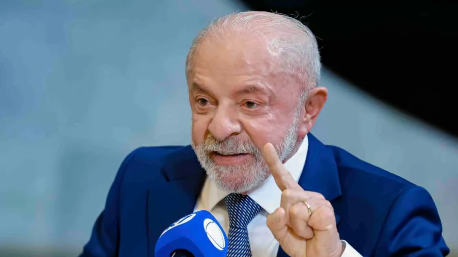 Lula amplia ataques na campanha e ações eleitoreiras após Flávio subir