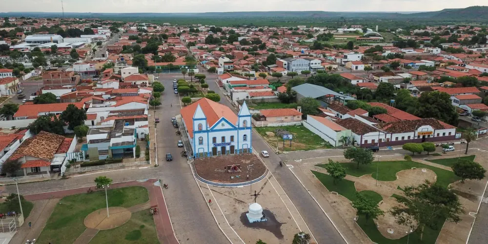 Prefeitura de São João do Piauí abre processos seletivos com 590 vagas