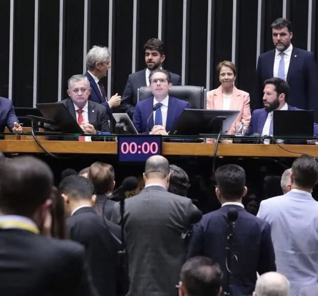 Centrão sente baque com derrota de Flávio Bolsonaro, mas já projeta participação no governo Lula 4